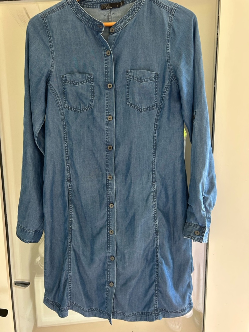 Prana Aliki Roll Tab Sleeve Antique Denim Chambray Shirt Dress, Size Small - Picture 2 of 4